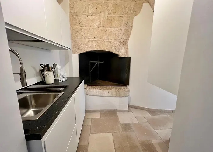 Vicolo 4 * Ostuni